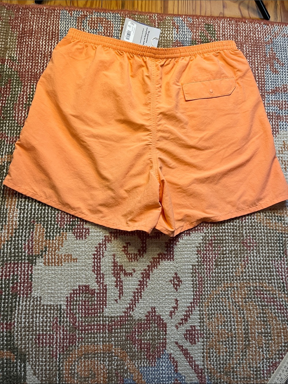 NWT Patagonia Men’s Baggies 5 Inch Shorts Tigerlily Orange Size XL - Picture 11 of 11
